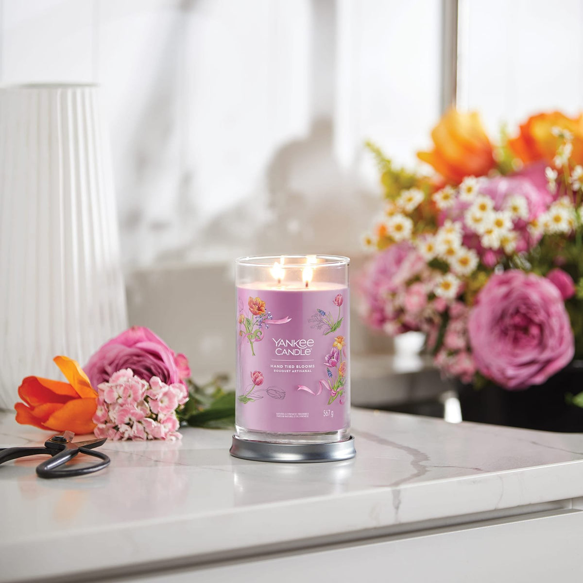 Hand Tied Blooms Signature Large Tumbler – 567 g