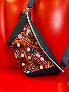 CrossBody Bag "Home Run" Handmade in Hessen, stark limitiert