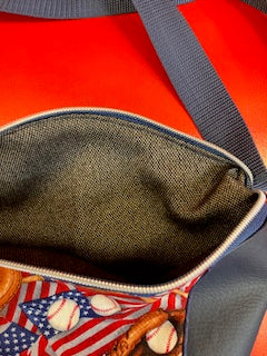 CrossBody Bag "Home Run" Handmade in Hessen, stark limitiert