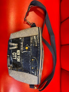CrossBody Bag hellblau "New York City " Handmade in Hessen, stark limitiert
